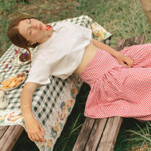 Cargar imagen en el visor de la galería, Falda Picnic en el Jardín
